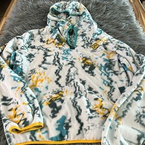 Outdoor Afro pullover large